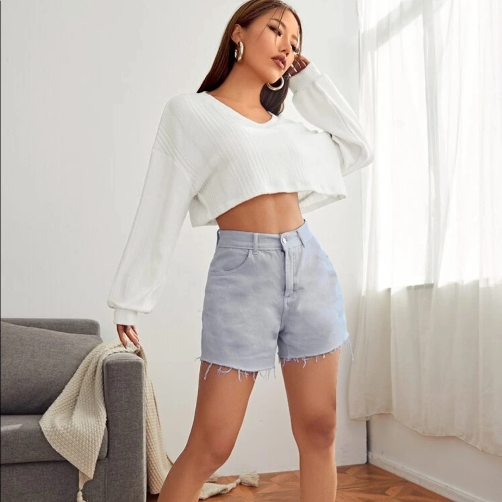 White Cropped Ribbed Sweater - Picture 3 of 4